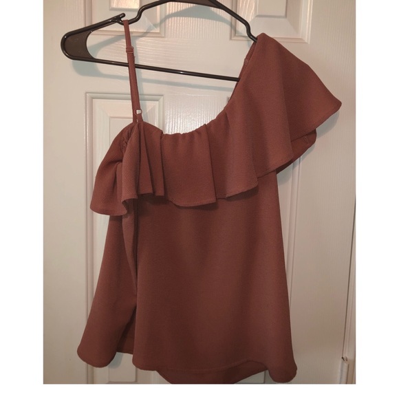 One shoulder Blouse with strap - Picture 4 of 4